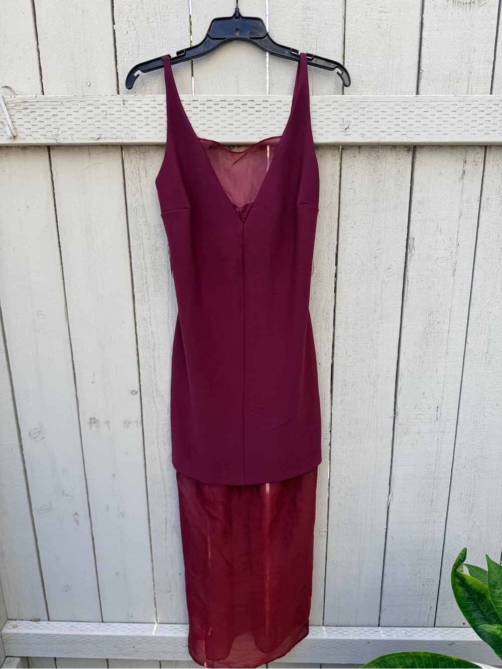 Abercrombie & Fitch dress burgundy v-neck sheer mesh slip size medium